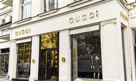 gucci scandicci lavora con noi|gucci outlet job.